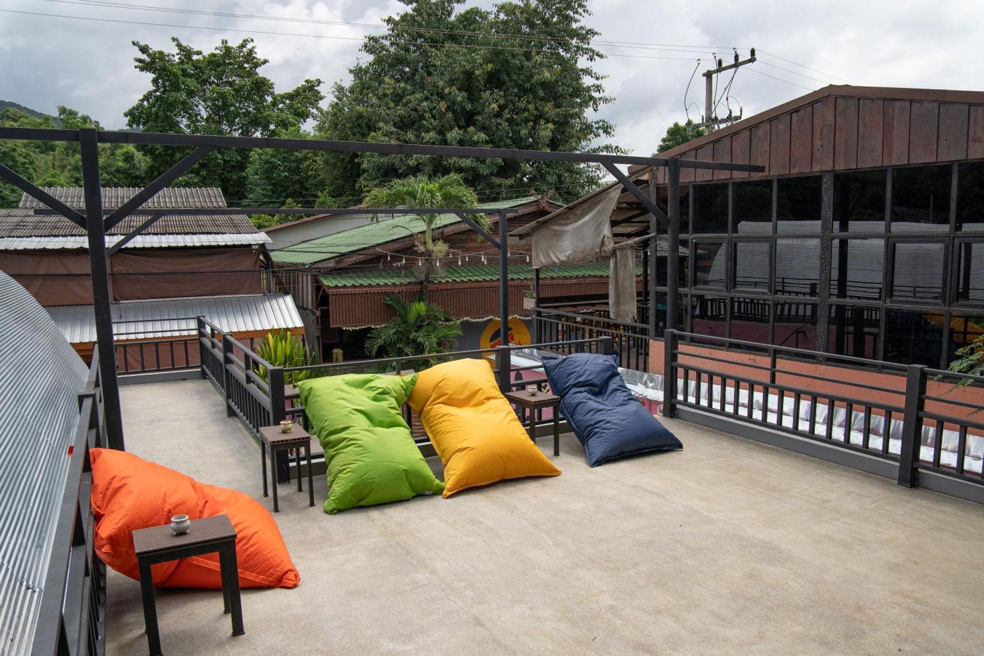 K-Bunk Hostel Pai Walking Street מראה חיצוני תמונה